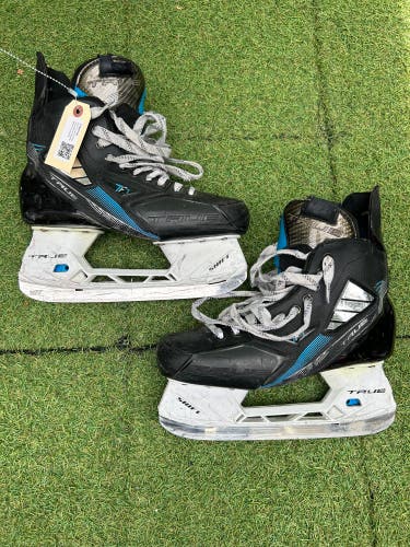 Senior True TF7 Hockey Skates Regular Width 9.5 (Used)