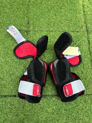Junior Medium Bauer NSX Elbow Pads (Used)