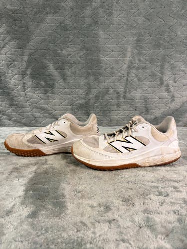 White Men's Size M 10.0 (W 12.0) Adult New Balance Low Top Footwear Trainers (Used)