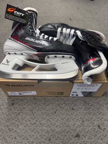 Bauer Vapor Fly40 Hockey Skates 7.5 (New) Fit 2