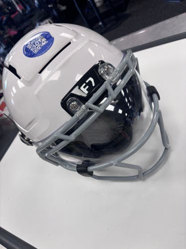 Youth Large Schutt F7 Helmet (Used)