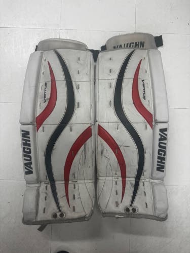Youth Goalie Pads 24" Vaughn Ventus LT58 - White, Red and Black (used)