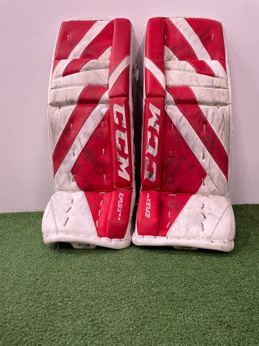 Red 28" Junior CCM Extreme Flex E5.5 Goalie Leg Pads (Used)