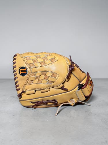 Nokona LH Softball Glove 12.5" (Used)