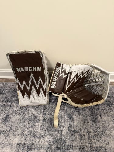 Hershey Bears Shepard Vaughn Pro V Elite Glove Set Pro Stock (Used)