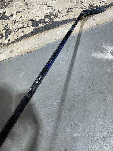 Youth CCM Ribcor Trigger 9 Pro Hockey Stick Right Handed P28 30 Flex (Used)