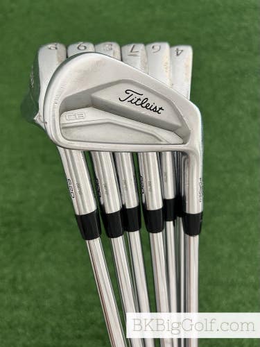 Titleist 620 CB / MB Forged Combo Iron Set 4-P / Dynamic Gold S300 Stiff +1