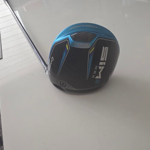 TaylorMade SIM2 Max Right Handed Driver Stiff Flex 10.5 Loft Graphite Shaft (Used)