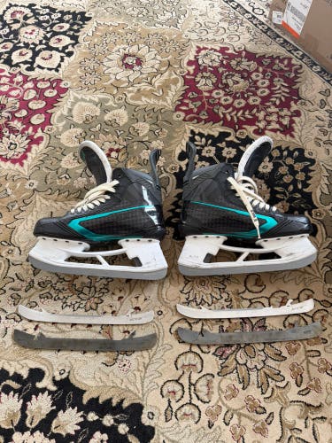 2026 Bauer Supreme Fuse Hockey Skates 10 (Used)