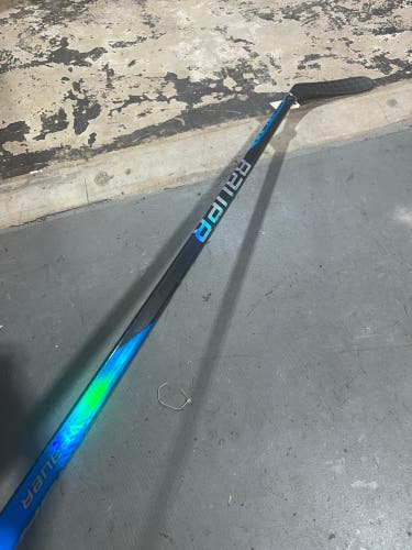 Youth Bauer Nexus Sync Hockey Stick Right Handed P88 30 Flex (Used)