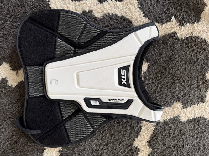Large STX Shield 600 Chest Protector (Used)