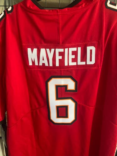 Red Small Adult Unisex Nike Jersey (New) Baker Mayfield