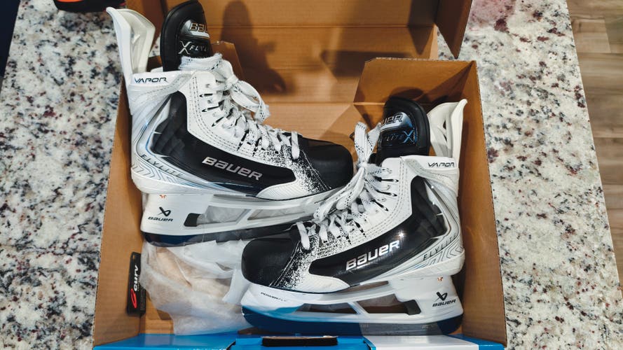 Bauer Vapor Flylite LE Limited Edition Hockey Skates Size 7 Fit 3