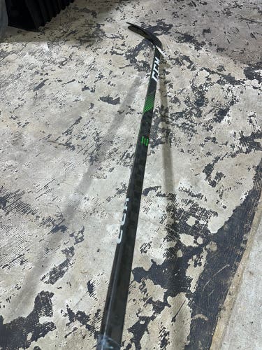 Senior CCM Ribcor Trigger 4 Pro Hockey Stick Right Handed P88 85 Flex (Used)