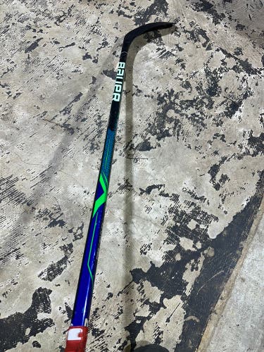 Youth Bauer Vapor X Hockey Stick Left Hand P92 40 Flex (Used)