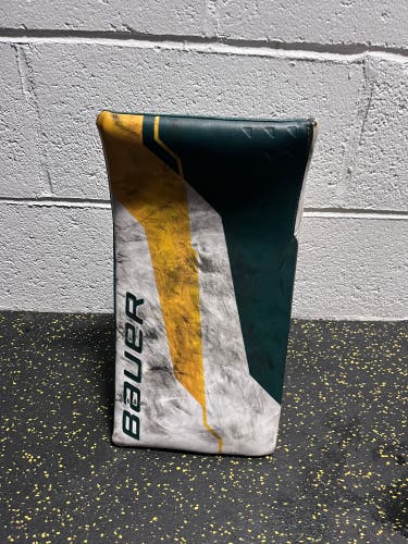 Bauer FlyLite Glove and Shadow Blocker (Used)