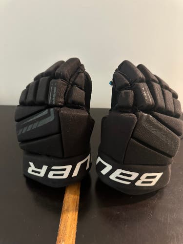 Bauer X Gloves 10" (Used)