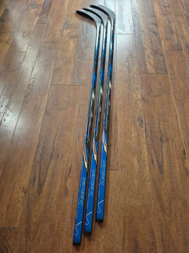Replica Senior Bauer fuse Right Handed Hockey Stick P28 70 Flex (New)