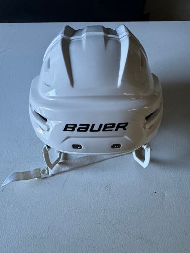 Small Bauer Re-Akt Helmet Pro Stock (Used)