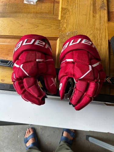 Bauer Supreme Mach Gloves 14" (Used)