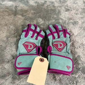 Green Youth Small D1 Batting Gloves (Used)