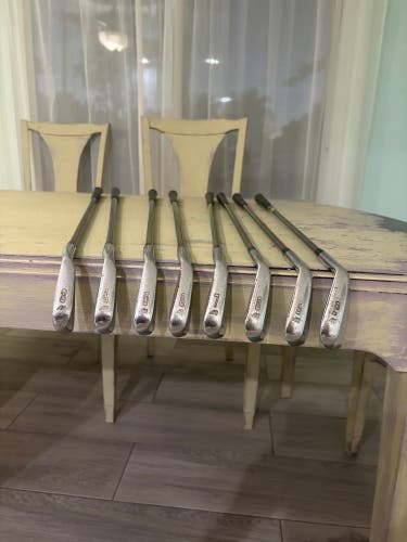 Mizuno Grad P-Forged Iron Set 3-PW with Golf Pride Grips