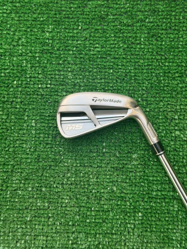 TaylorMade M5 4 iron w/ True Temper XP100 S300 Stiff Steel - RH