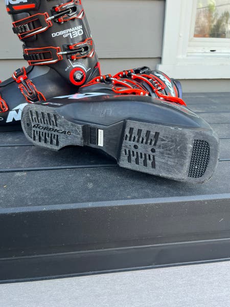 2018 Nordica Dobermann GP 130 - 26/26.5 - 305 mm BSL (Used