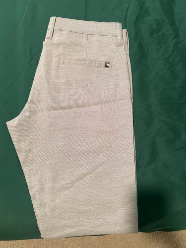 Gray Size 32 Men's Travis Matthew Pants (Used)