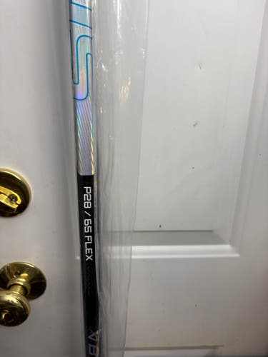 Intermediate Bauer Nexus Tracer Left Hand Hockey Stick P28 65 Flex (New)