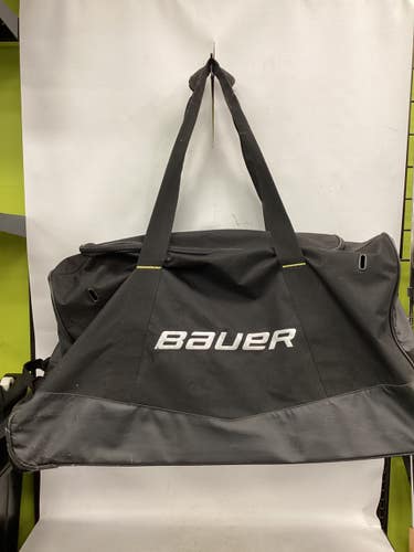 Used Bauer Sr Hockey Wheeled Black 11851-S000053540