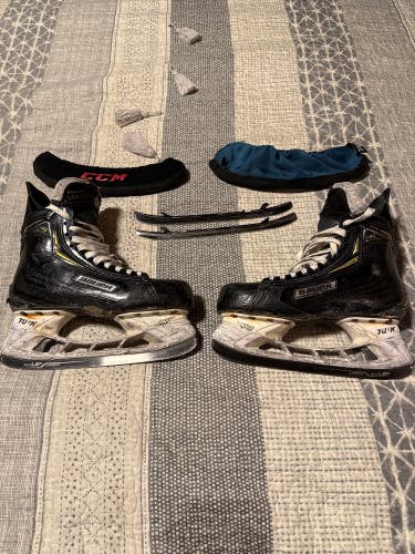 Black 2018 Bauer Supreme 2S Pro Hockey Skates Regular Width 9.5 (Used)