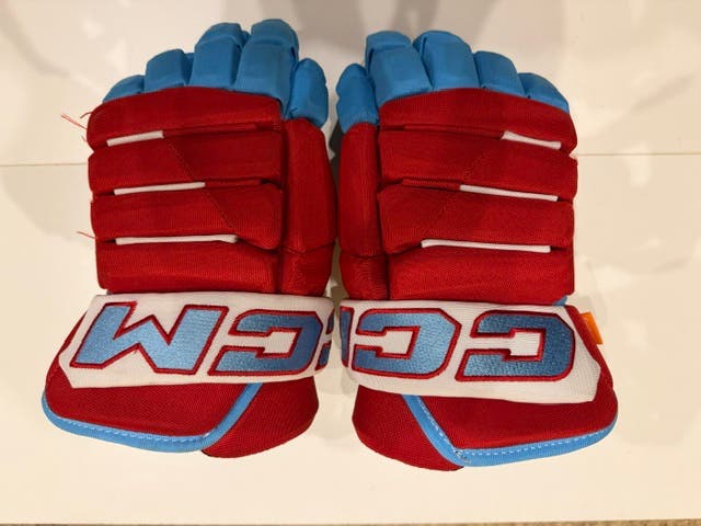 CCM HG4P3C Gloves 14" Pro Stock ( Lightly Used)