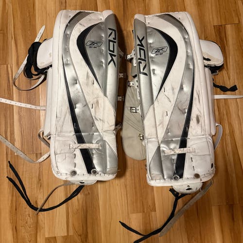 33" Reebok 8k Goalie Leg Pads (Used)