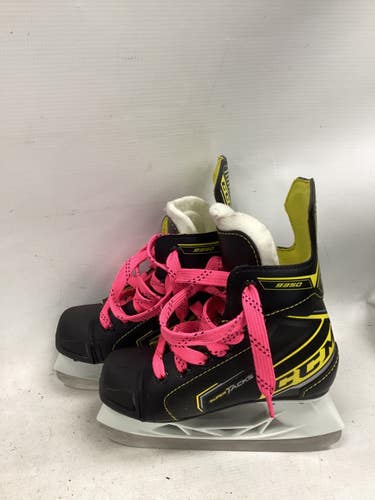 Used CCM SUPER TACKS 9350 Youth Hockey Skate Youth 12.0 11851-S000053209