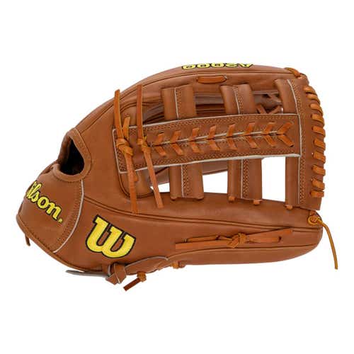 Used Wilson WBW1020901275 Right Hand Thrower - Excellent Condition