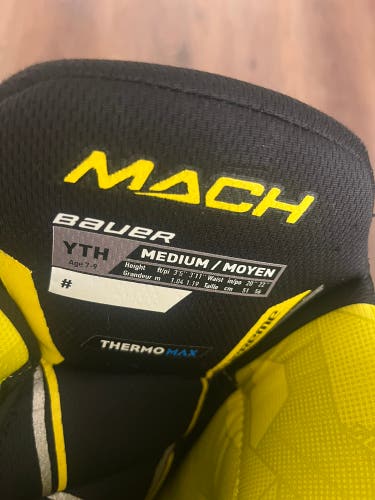 Youth Medium Bauer Supreme Mach Hockey Pants (Used)
