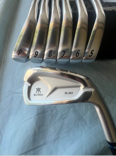 Miura TC202 irons *MINT*