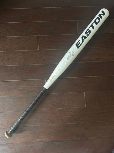 2023 Easton Ghost Unlimited Fastpitch Bat 34” / 25 oz (-9) 1-Piece