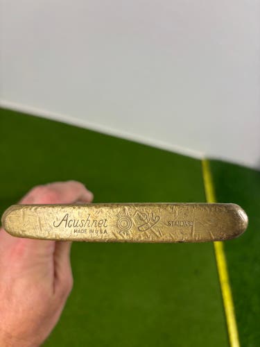 Bullseye Blade Right Handed Putter 35" (Used)