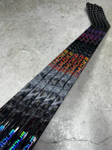 5 PACK 80 Flex P28M Nitro Wrapped As Hzrdus Smoke Senior True Left Hand NCAA Pro Stock (New)