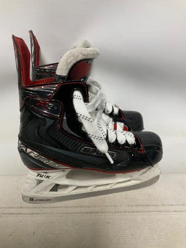 Used Bauer VAPOR X 2.7 Junior Hockey Skate Junior 03 11823-S000042220