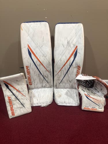 35+ size large New York Islanders Bauer Hyperlite 2 Regular Goalie Full Set Pro Stock Item#PSBBH2