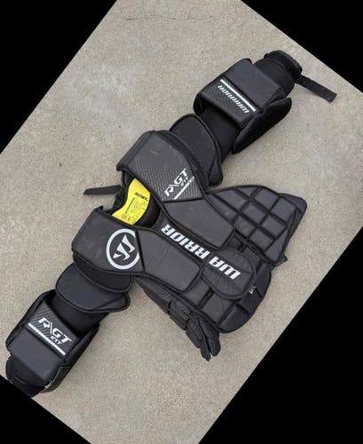 Warrior Ritual GT Goalie Chest Protector Int Small / Medium