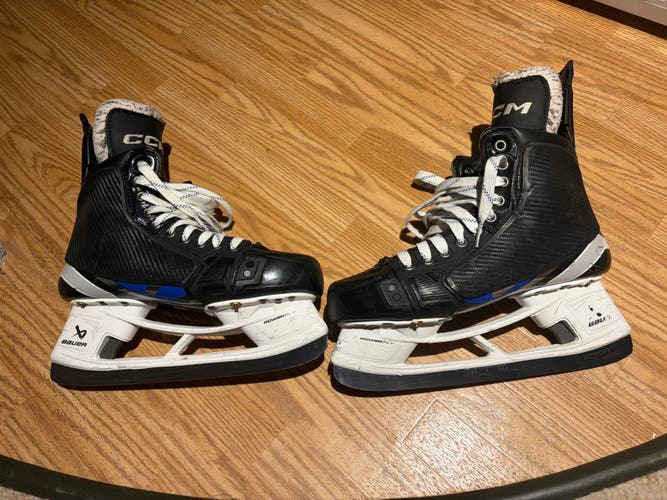 Blue 2023 CCM JetSpeed FT6 Pro Hockey Skates 9 (Used)