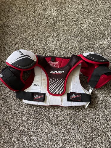Medium Youth Bauer Vapor Shoulder Pads (Used)