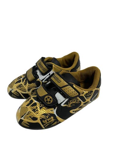 Used SPORT Soccer Cleats Black And Gold Youth 11.0 11692-S000158031