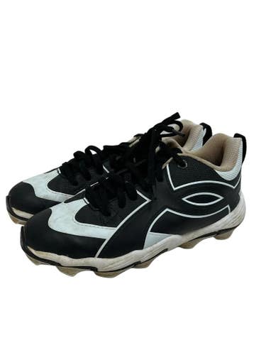 Used Under Armour LEADOFF ICON LOW BB/SB Cleats Black And White Junior 02.5 11692-S000158138