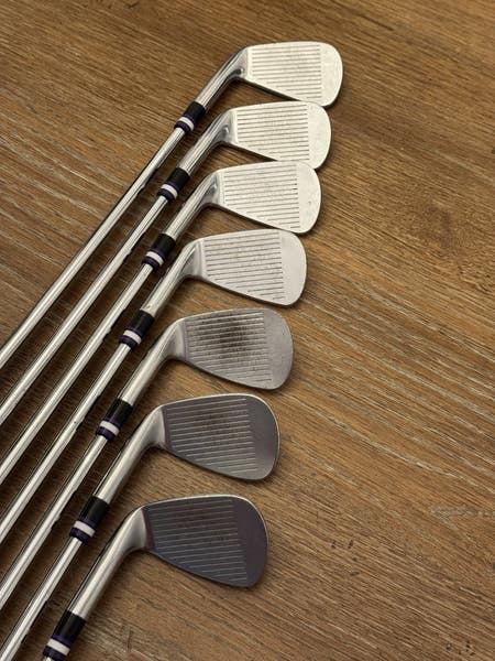 Taylormade P730 Forged Iron Set (4-PW) Project X LZ 6.0 120g
