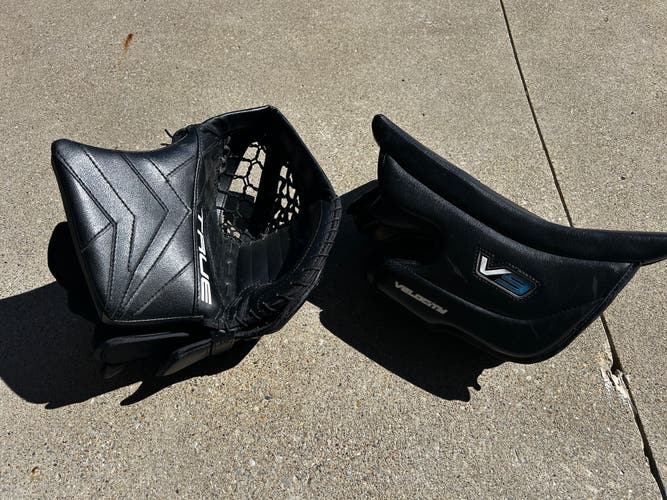 Vaughn Velocity V9 Blocker & True Catalyst 7x3 Glove